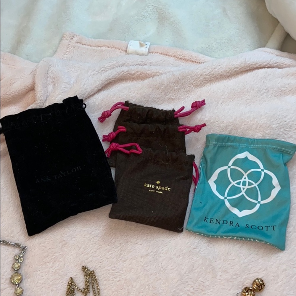 Necklaces bundle - Picture 6 of 6